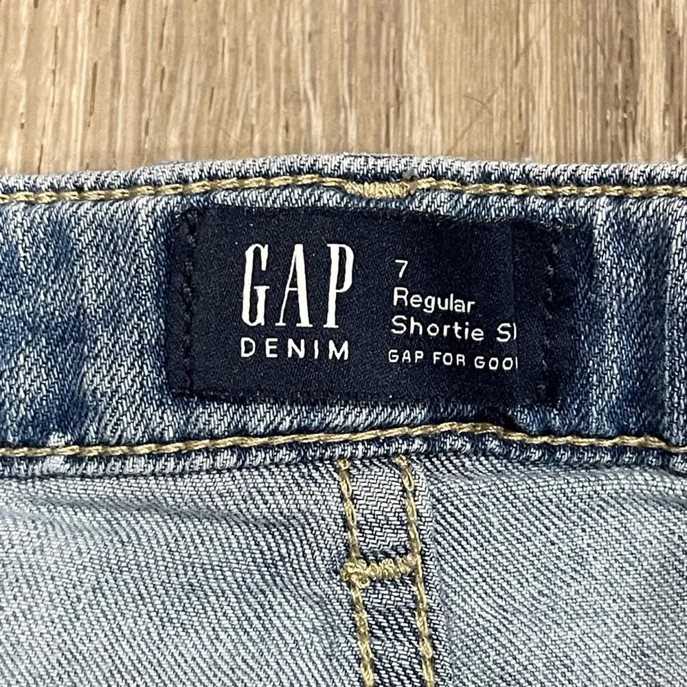 GAP girls Light Blue Denim Shorts size 7